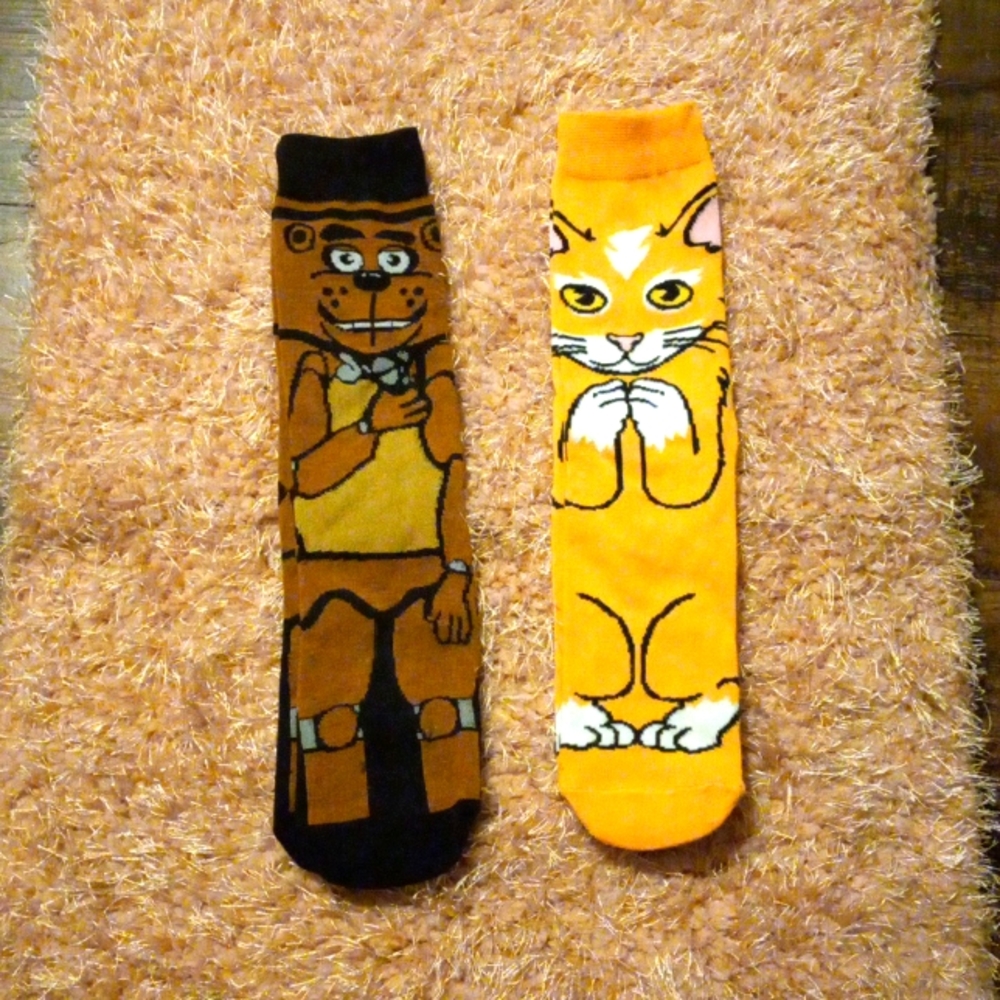 NWT 2 PAIR CARTOON SOCKS
